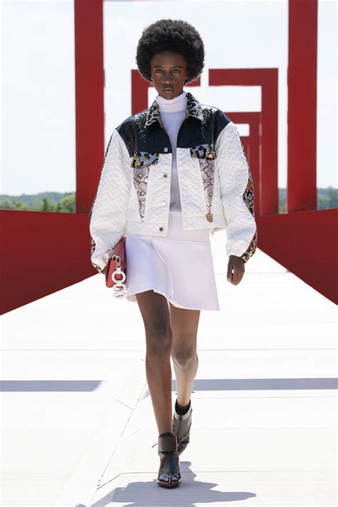 vogue runway louis vuitton|louis vuitton runway collection.